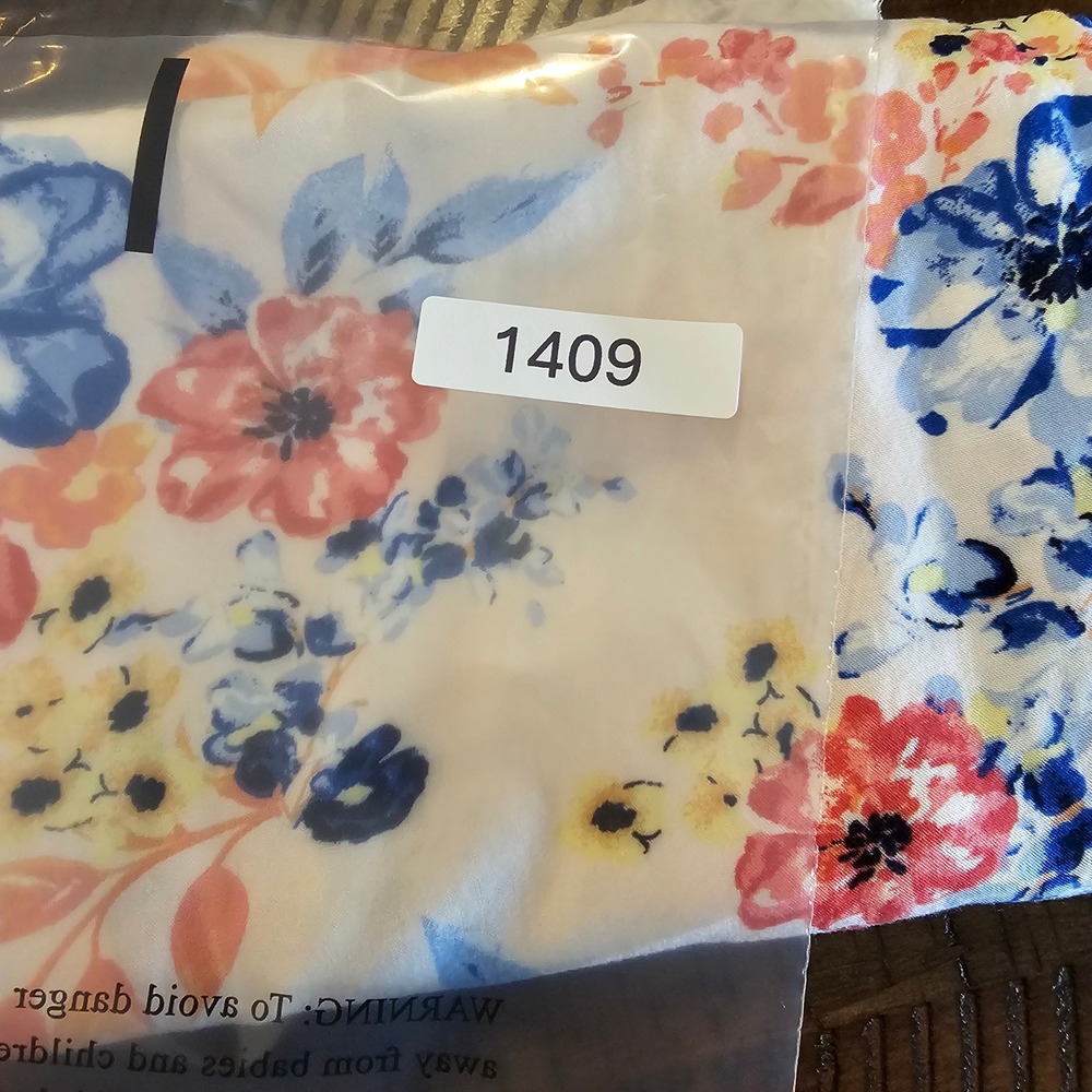 Talbots Petites Floral Sleeveless Blouse Top Pink Blue Peach - Picture 6 of 6